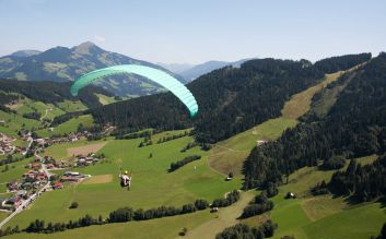 Paragleiten in Niederau, Wildschönau Paragliding