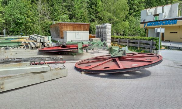 Abbau der alten Talstation in Auffach