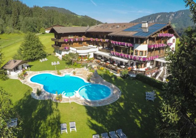 Hotel mit Schwimmbad