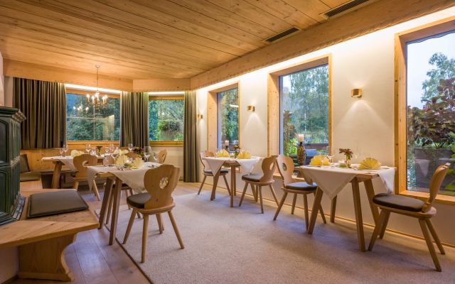 Genüsslich speisen in unserer "Alten Stube"