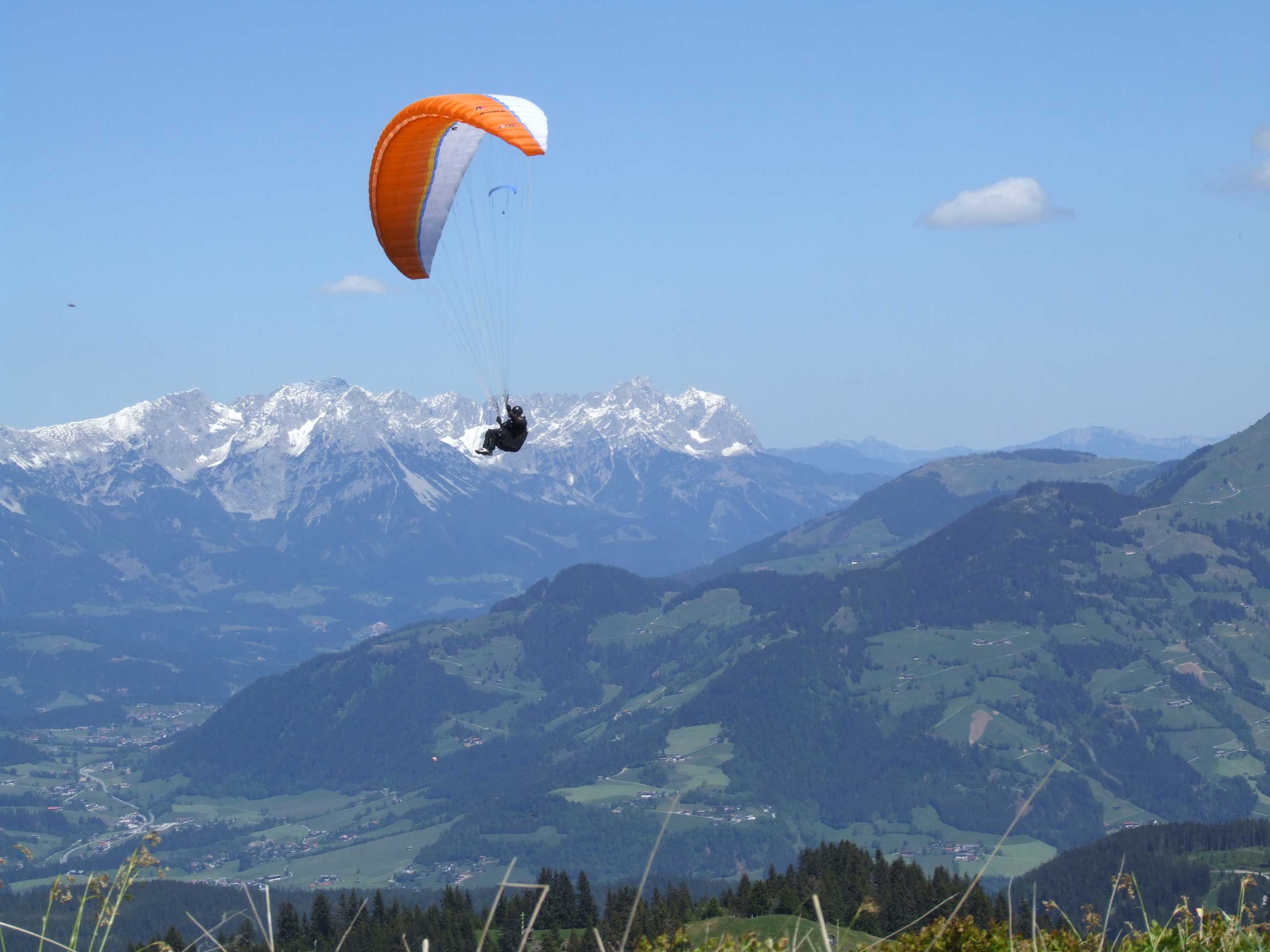 Paragliding